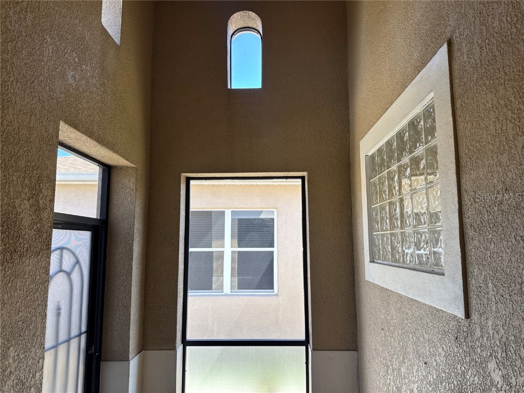 832 King Leon Way Sun City Center FL 33573 TB8369244 image4