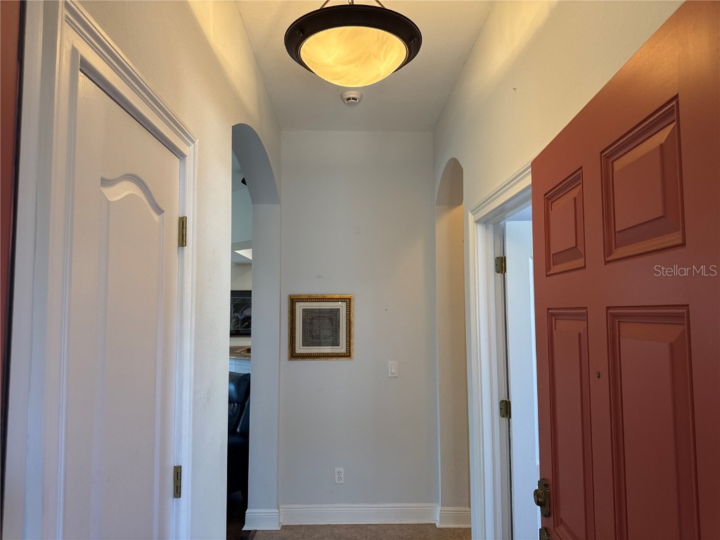 832 King Leon Way Sun City Center FL 33573 TB8369244 image5