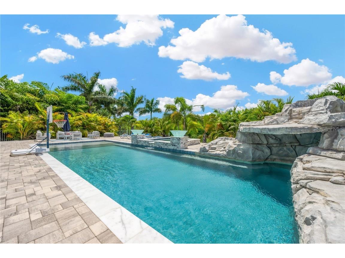 832 Manns Harbor Drive Apollo Beach FL 33572 TB8416619 image2