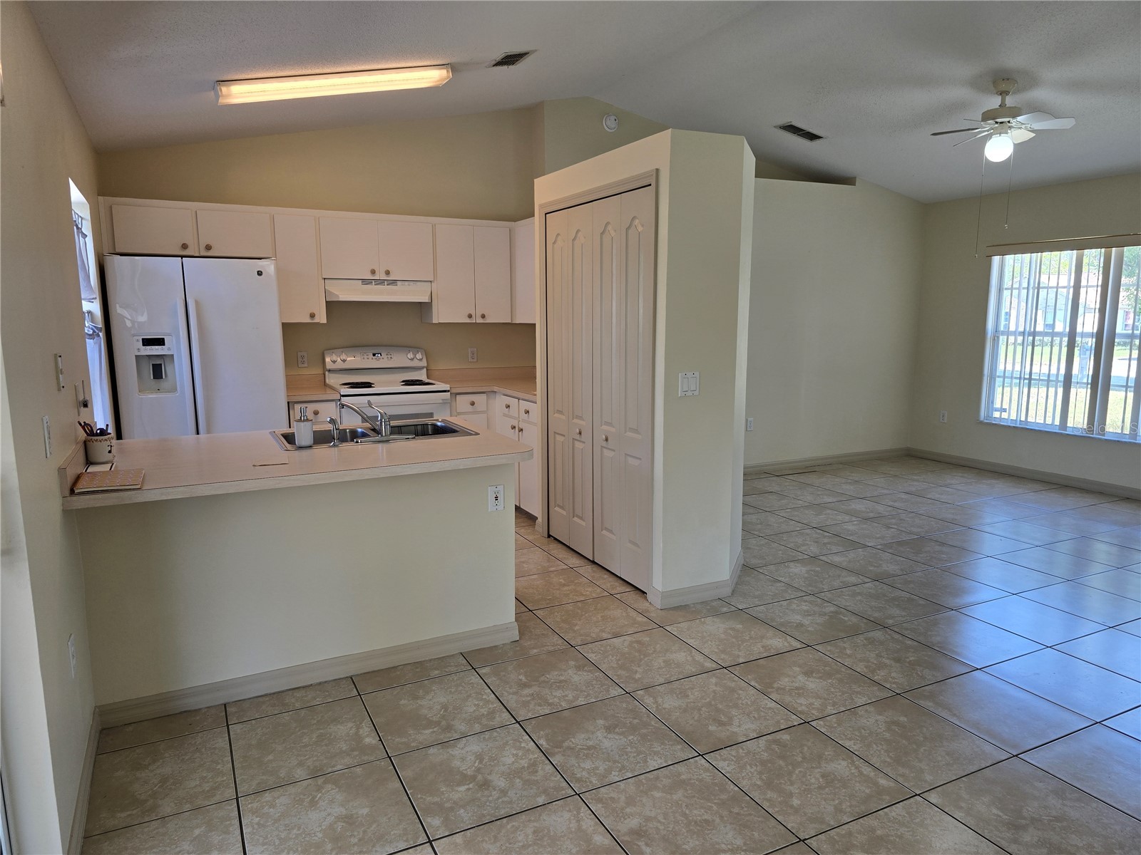 832 Shenandoah Avenue Deltona FL 32725 R4910913 image3