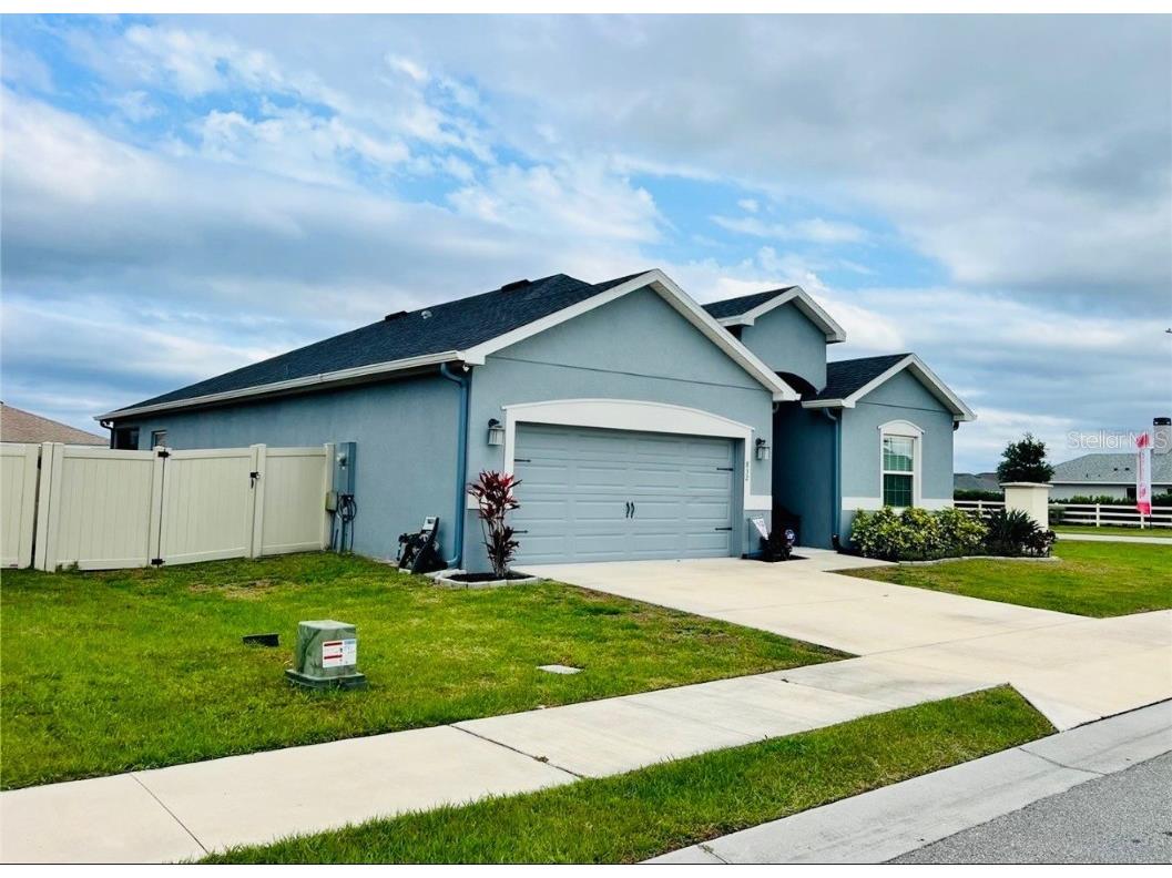 832 Vienna Drive Winter Haven FL 33884 P4934939 image2