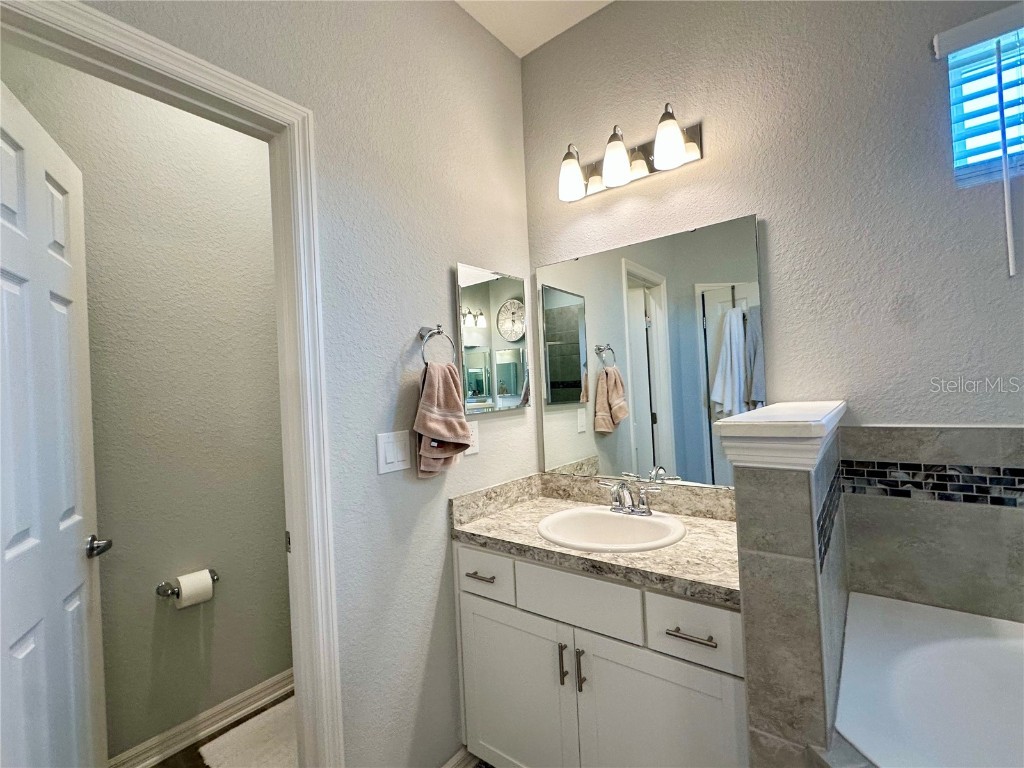 832 Vienna Drive Winter Haven FL 33884 P4934939 image44