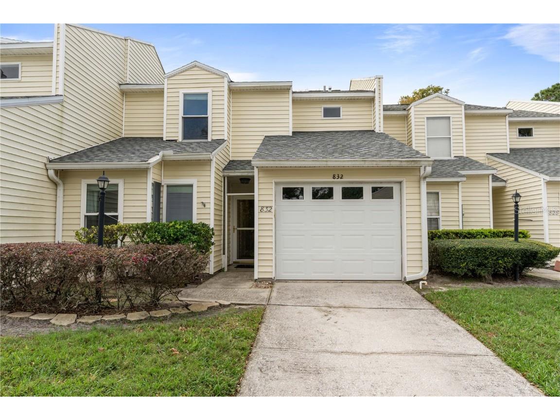 832 Westshore Court Casselberry FL 32707 - NORTH LAKE TRIPLET O6280324 image1