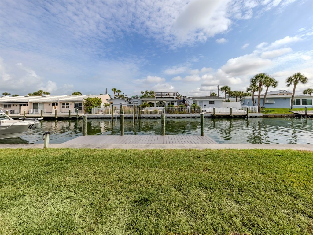 832 White Cap Circle #5 Venice FL 34285 N6138859 image1