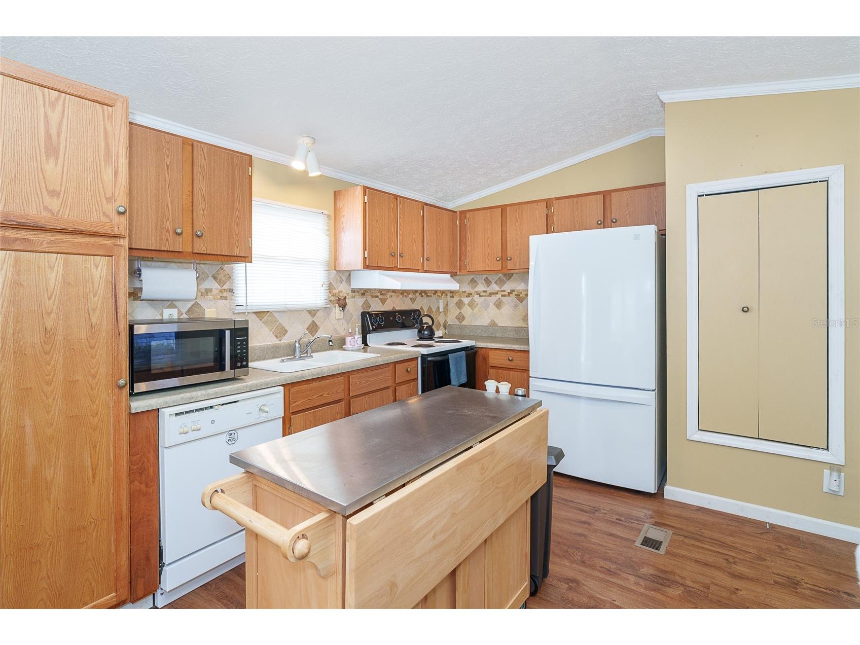 8320 Riverside Drive #94 Punta Gorda FL 33982 - Shell Creek D6146233 image16