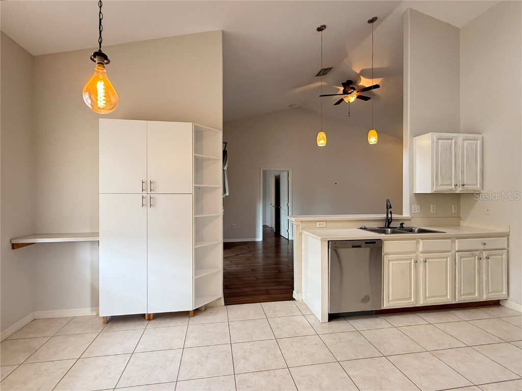 8320 Verna Bethany Road Myakka City FL 34251 A4674372 image10