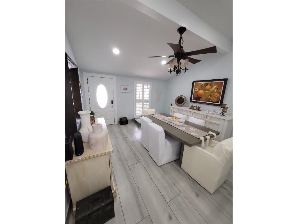 8320 Woodlake Place Tampa FL 33615 TB8429351 image2