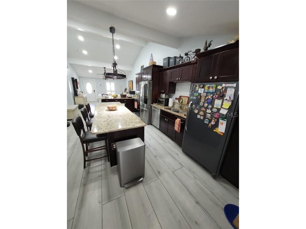 8320 Woodlake Place Tampa FL 33615 TB8429351 image3