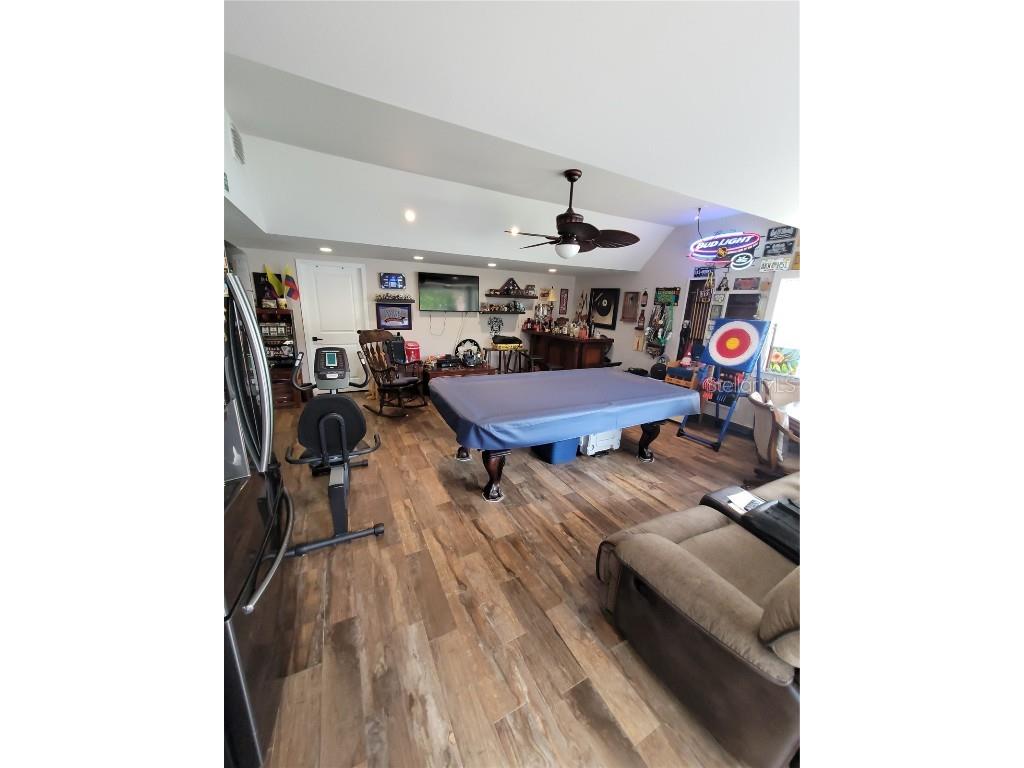 8320 Woodlake Place Tampa FL 33615 TB8429351 image30