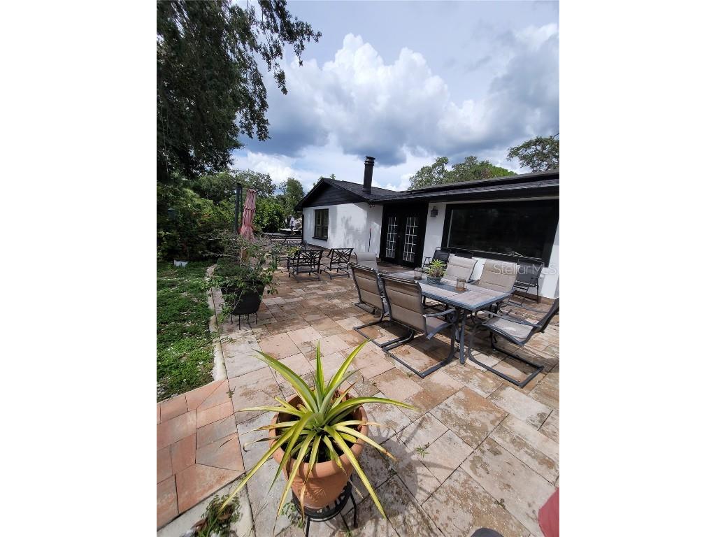 8320 Woodlake Place Tampa FL 33615 TB8429351 image35