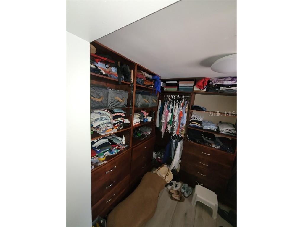 8320 Woodlake Place Tampa FL 33615 TB8429351 image8