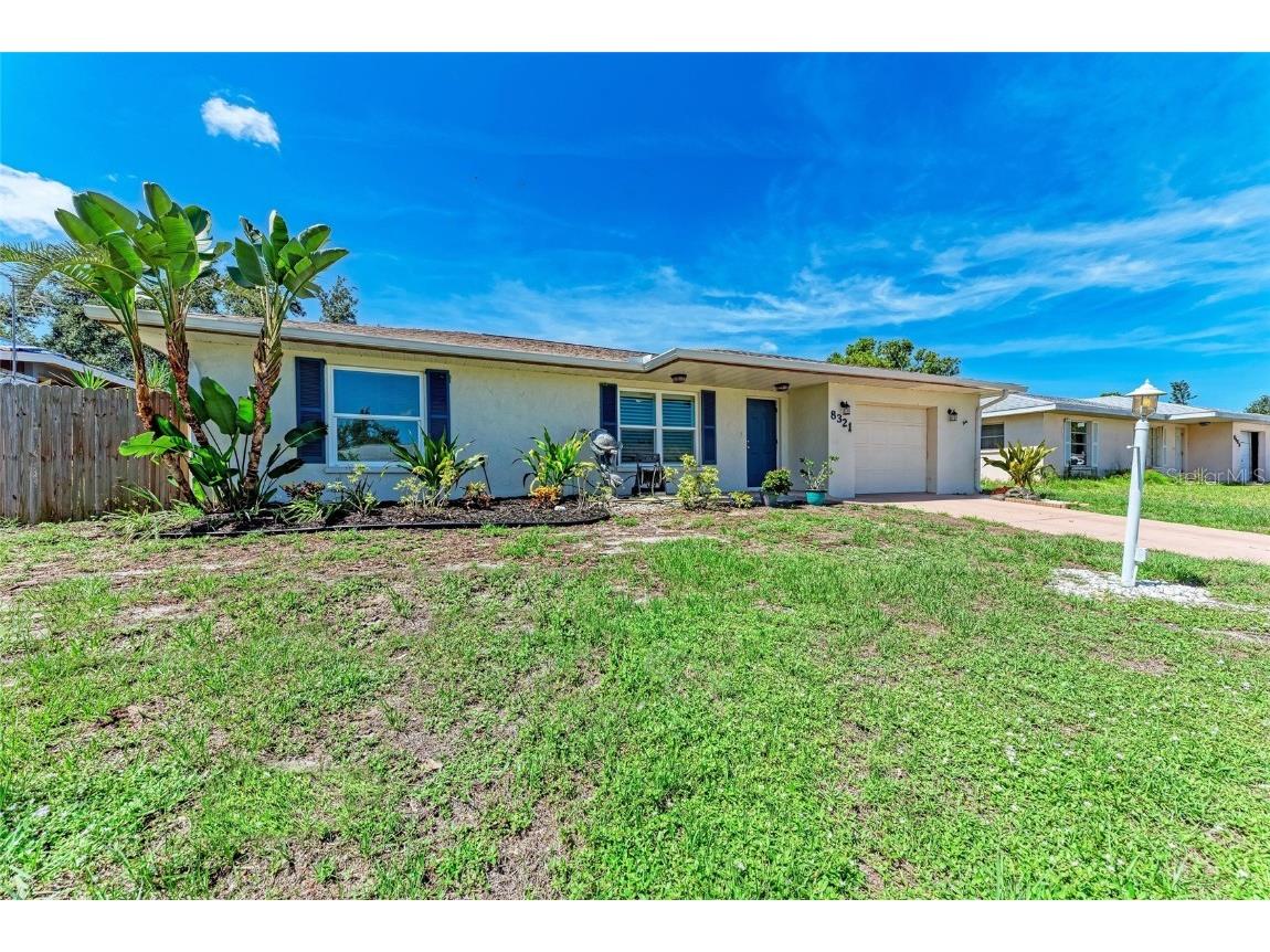 8321 43rd Ave W Bradenton FL 34209 A4656984 image1