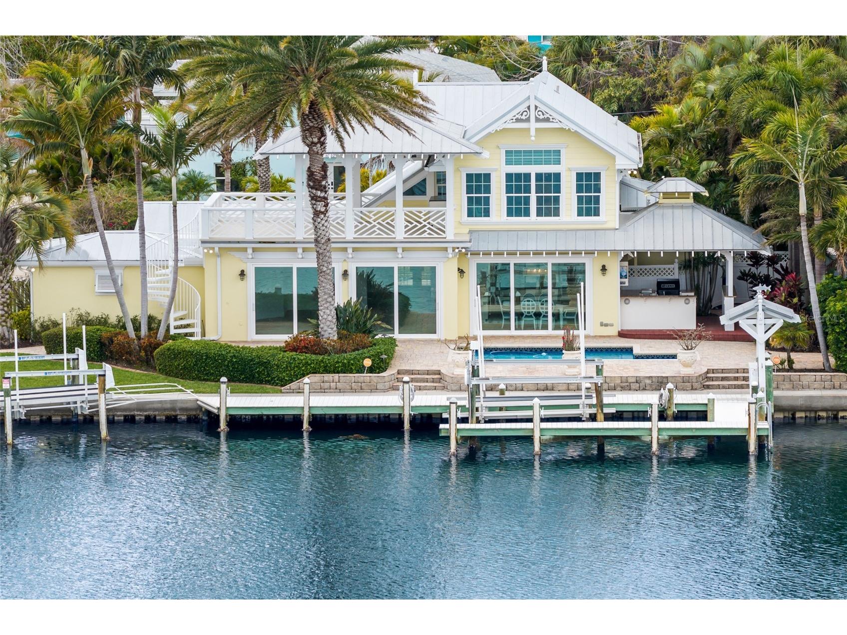 8321 Marina Drive Holmes Beach FL 34217 - BIMINI BAY A4685020 image1
