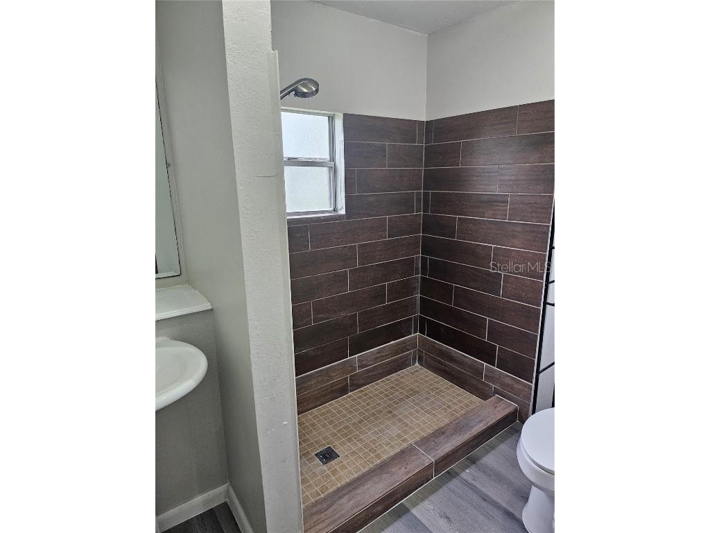 8322 June Street Tampa FL 33615 TB8426070 image18