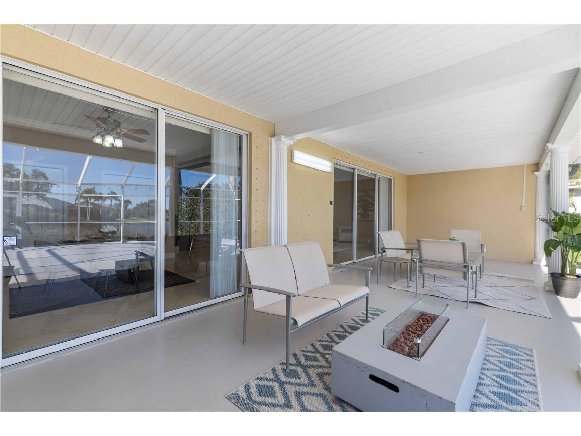 8323 Barton Farms Boulevard Sarasota FL 34240 A4670117 image37