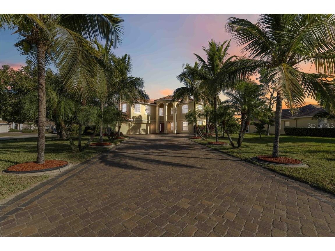 8323 Barton Farms Boulevard Sarasota FL 34240 A4670117 image48