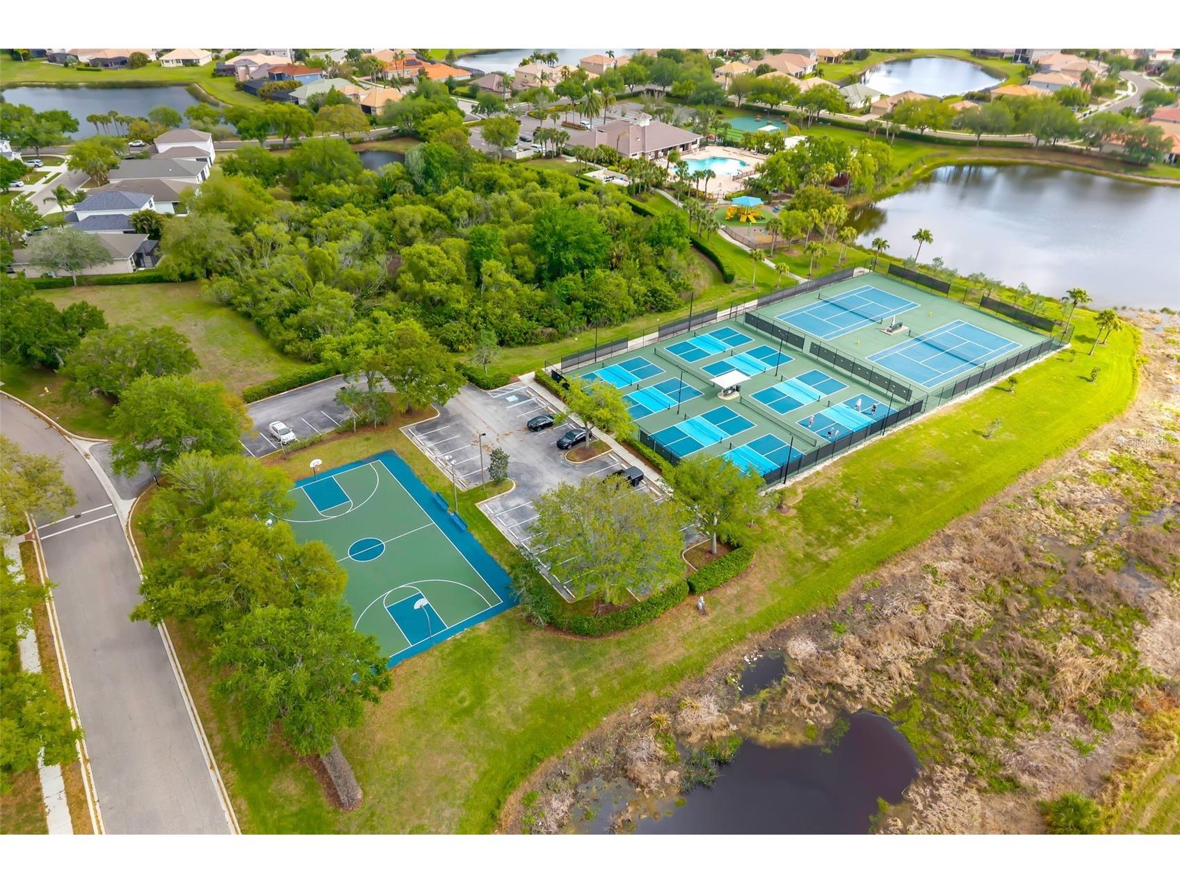 8323 Eagle Isles Place Bradenton FL 34212 A4688459 image35