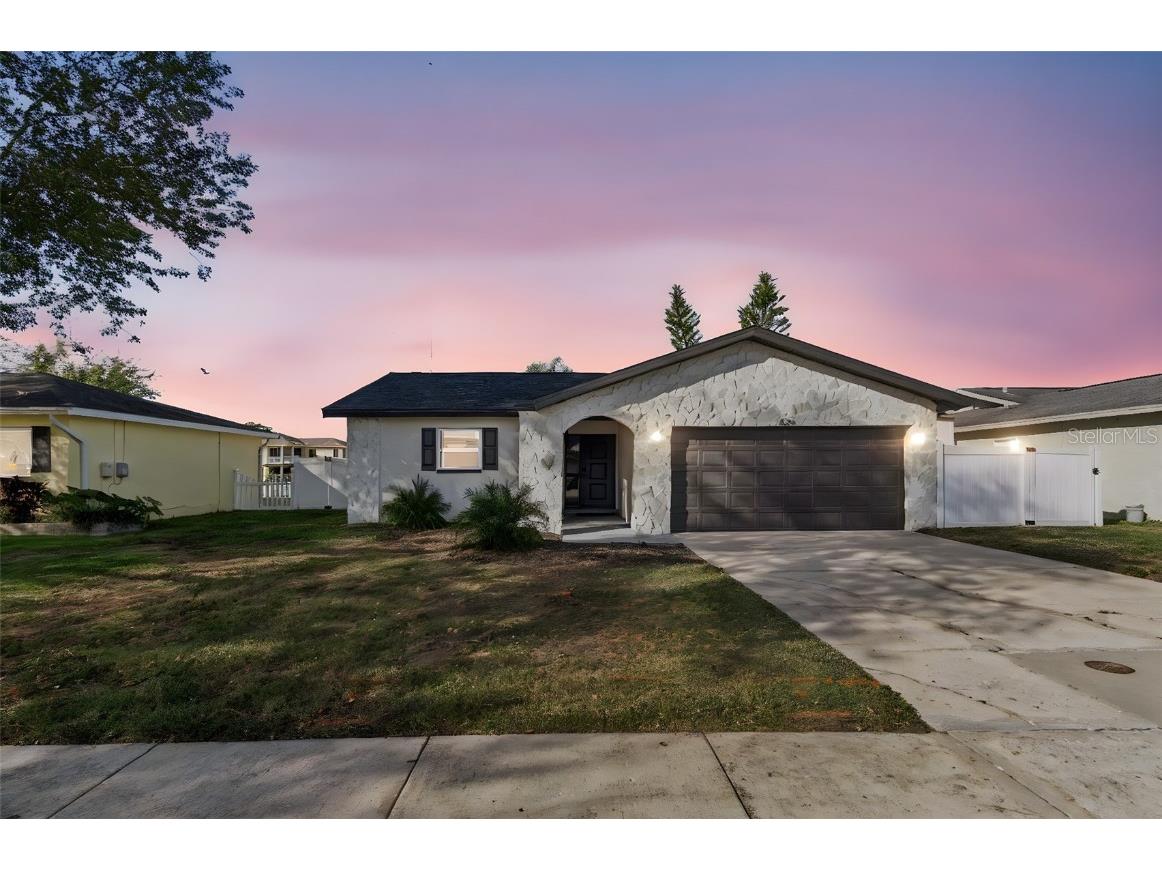 8324 Denise Drive Seminole FL 33777 TB8461738 image1