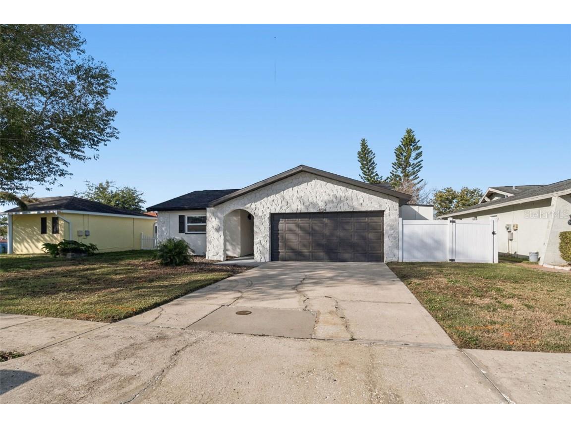 8324 Denise Drive Seminole FL 33777 TB8461738 image2