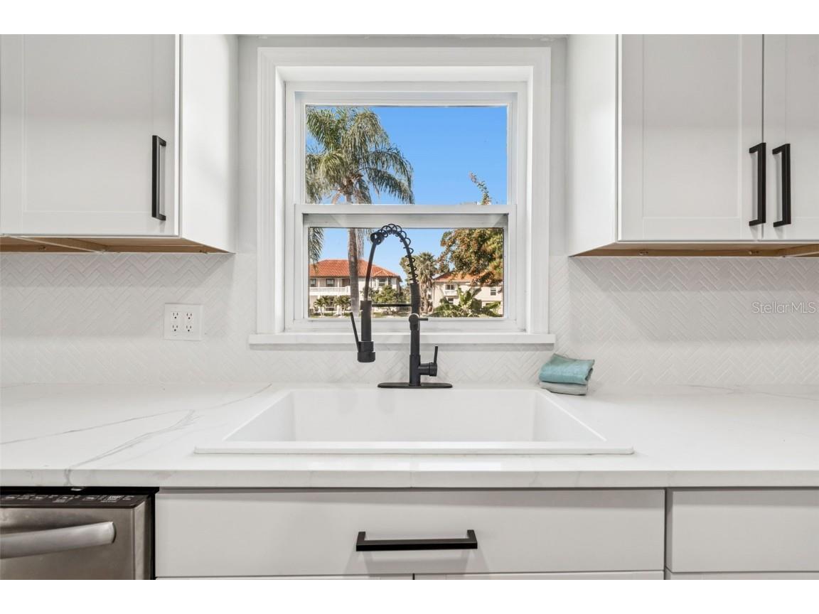 8324 Denise Drive Seminole FL 33777 TB8461738 image43