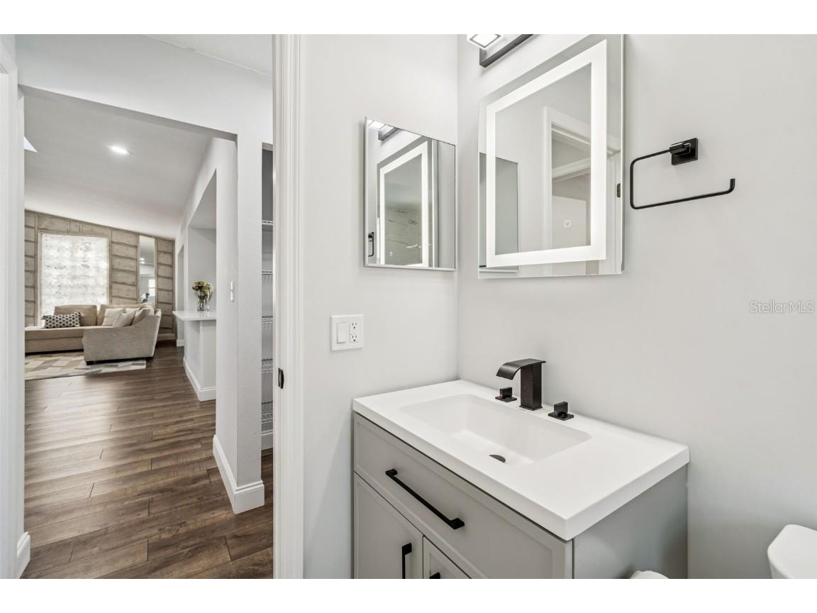 8324 Denise Drive Seminole FL 33777 TB8461738 image51