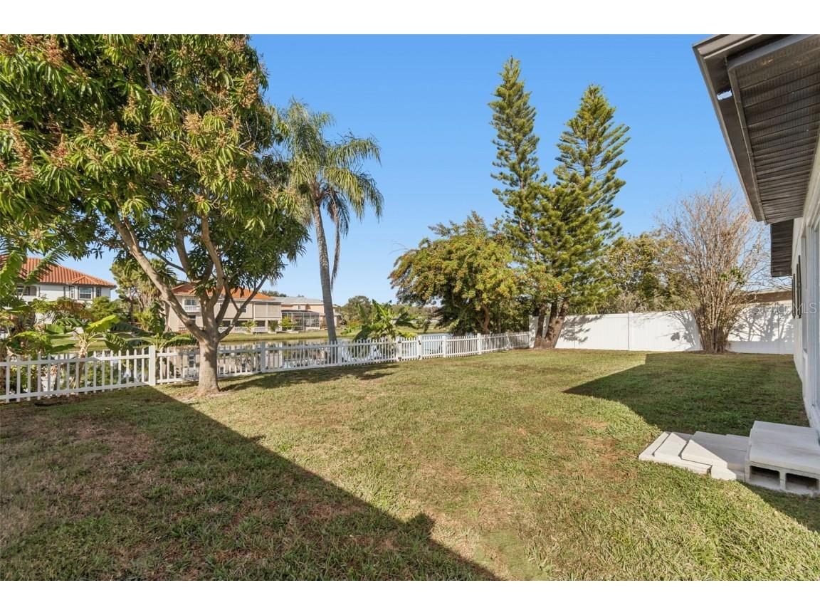 8324 Denise Drive Seminole FL 33777 TB8461738 image60