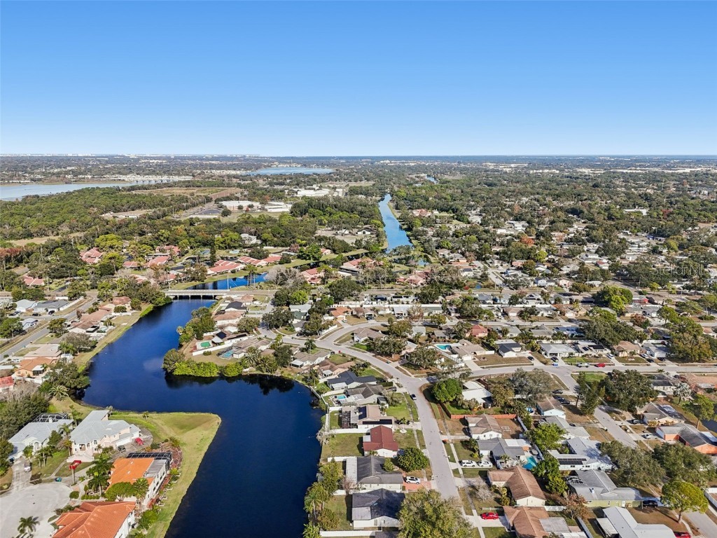 8324 Denise Drive Seminole FL 33777 TB8461738 image80