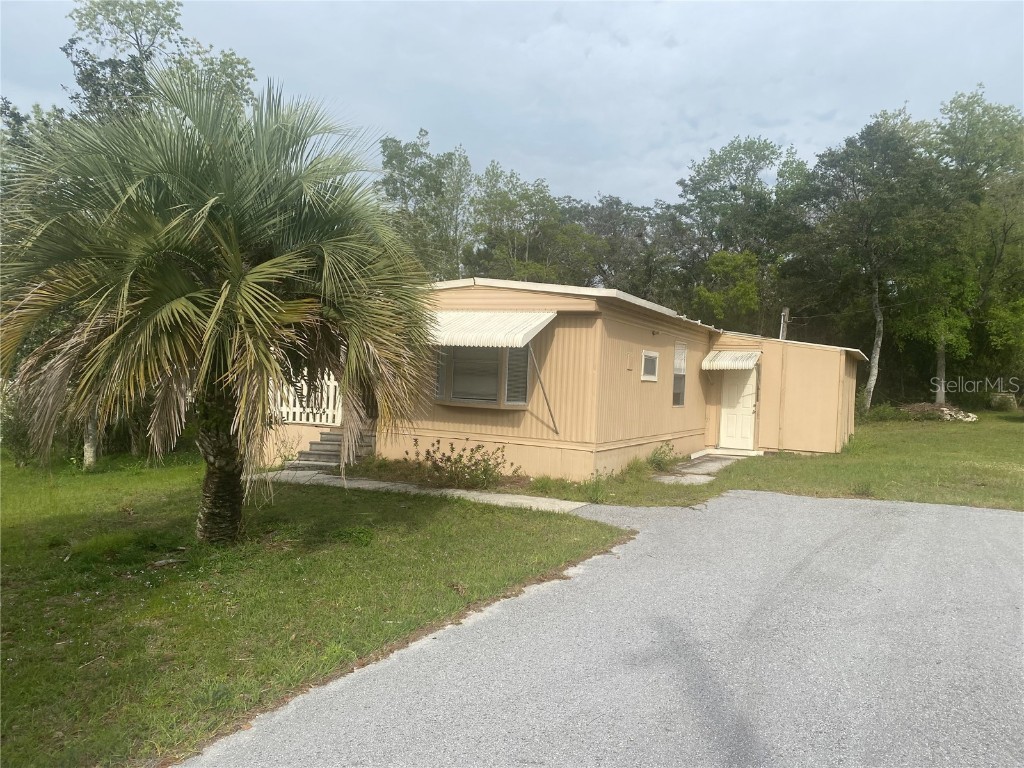 8324 Evergreen Avenue Brooksville FL 34613 W7862702 image1
