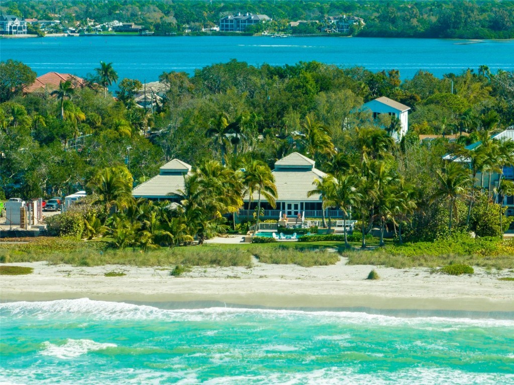 8324 Sanderling Road Sarasota FL 34242 - GULF OF MEXICO & HERON LAGOON A4562963 image1