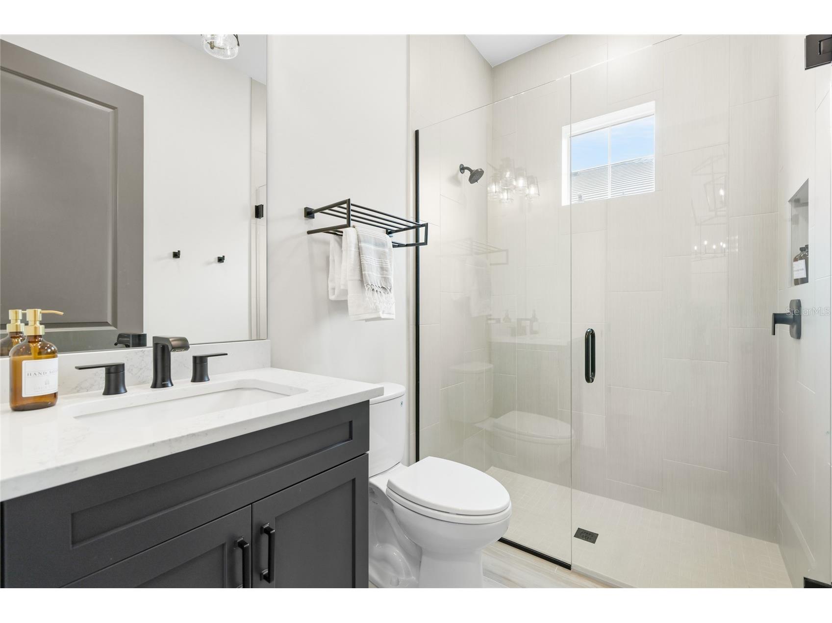 8324 Sea Glass Court Sarasota FL 34240 A4694931 image32