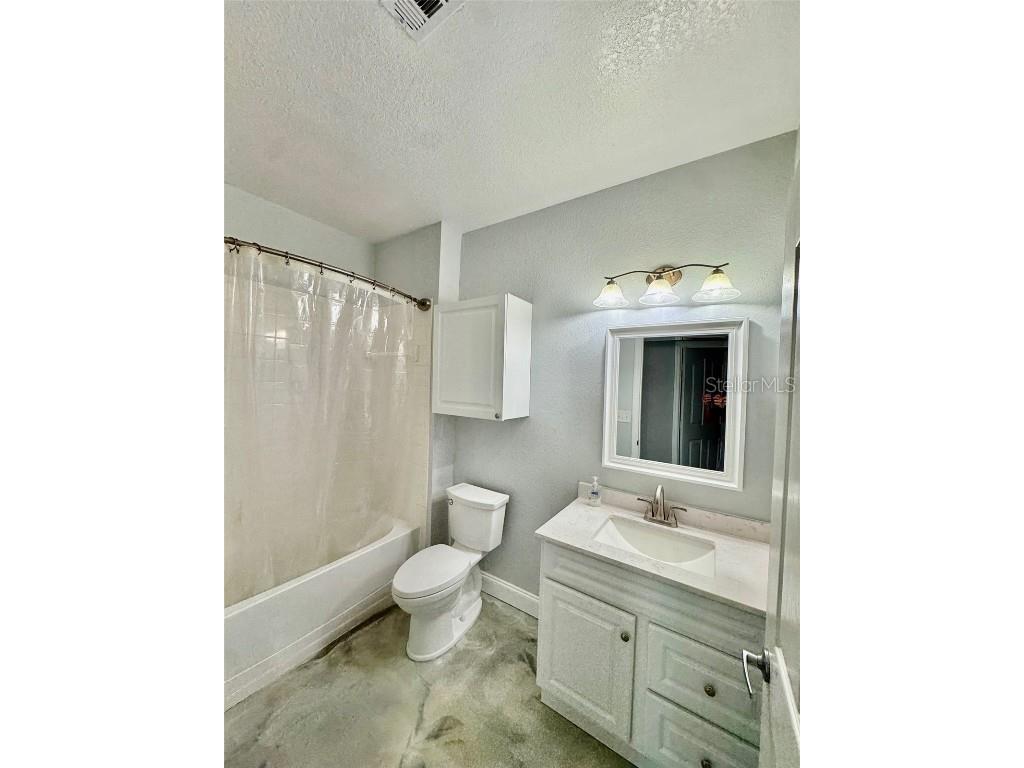 8325 38th Street Circle E #107 Sarasota FL 34243 A4647567 image13