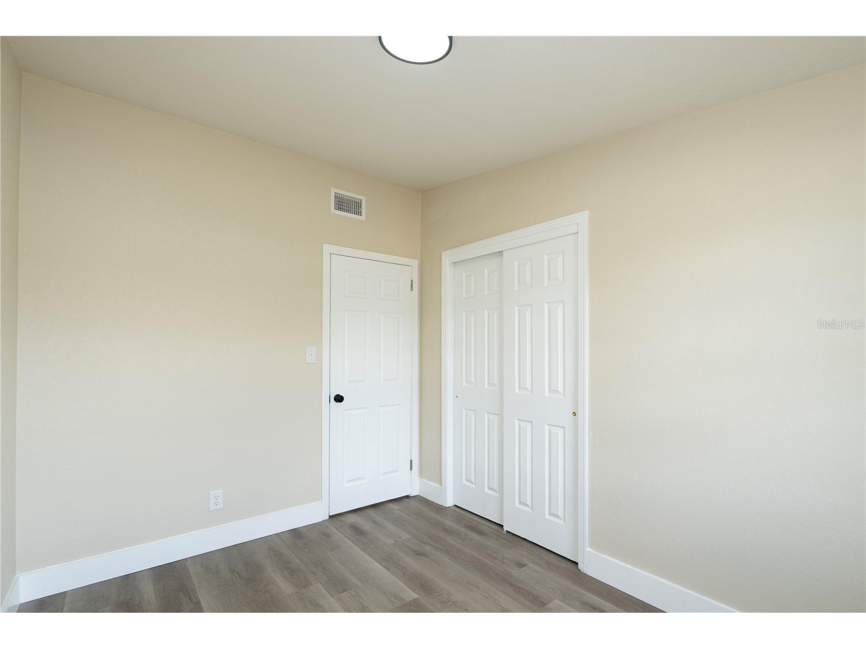 8325 Endive Avenue Tampa FL 33619 O6413849 image15