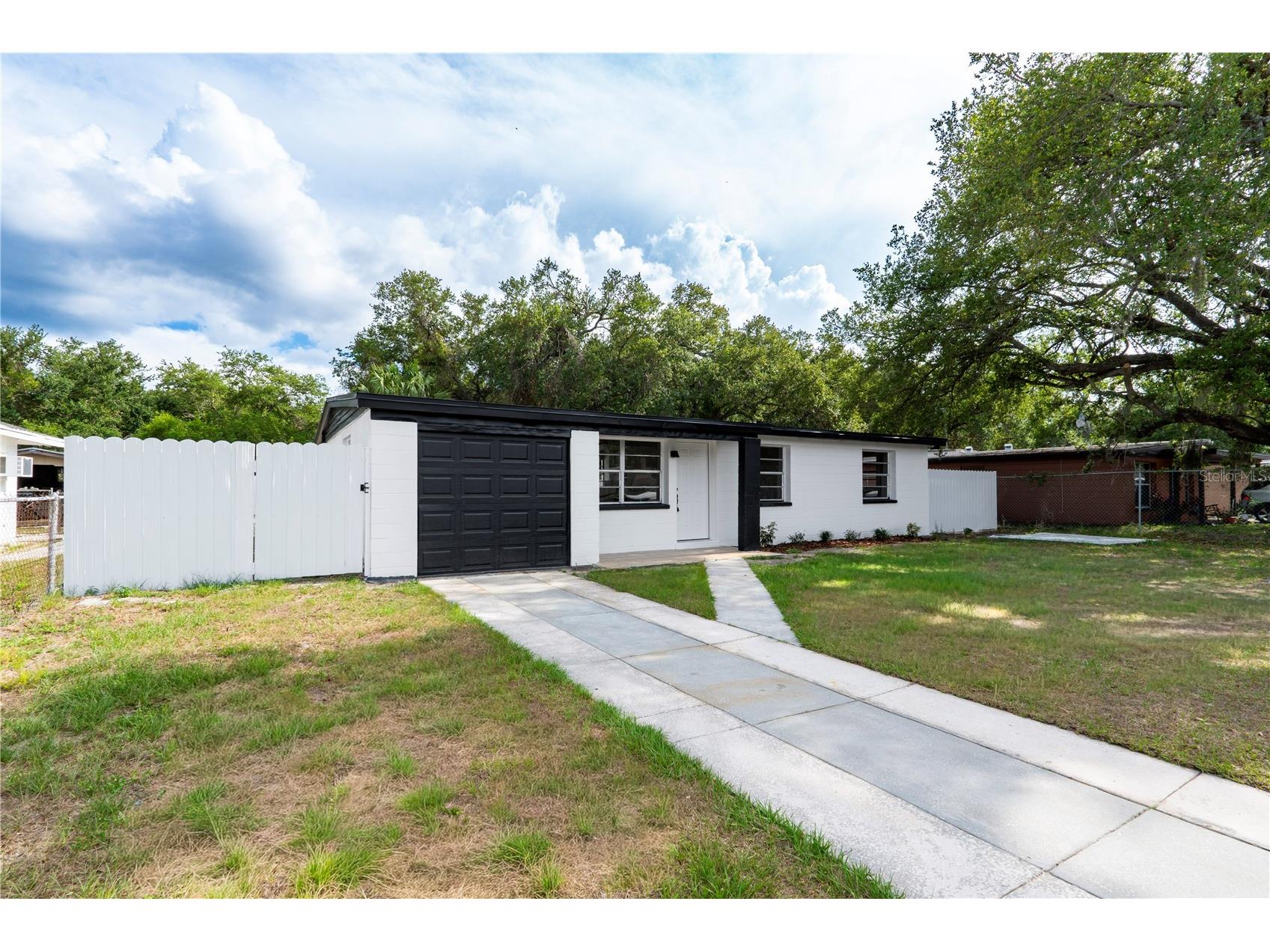 8325 Endive Avenue Tampa FL 33619 O6413849 image2