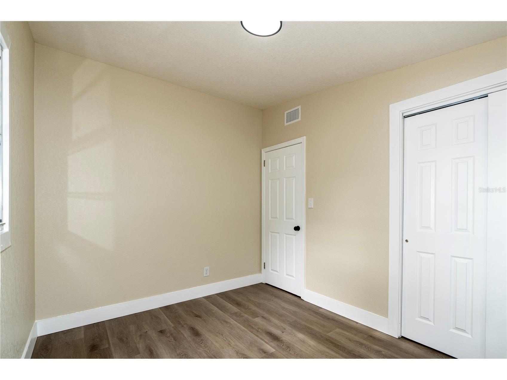 8325 Endive Avenue Tampa FL 33619 O6413849 image20