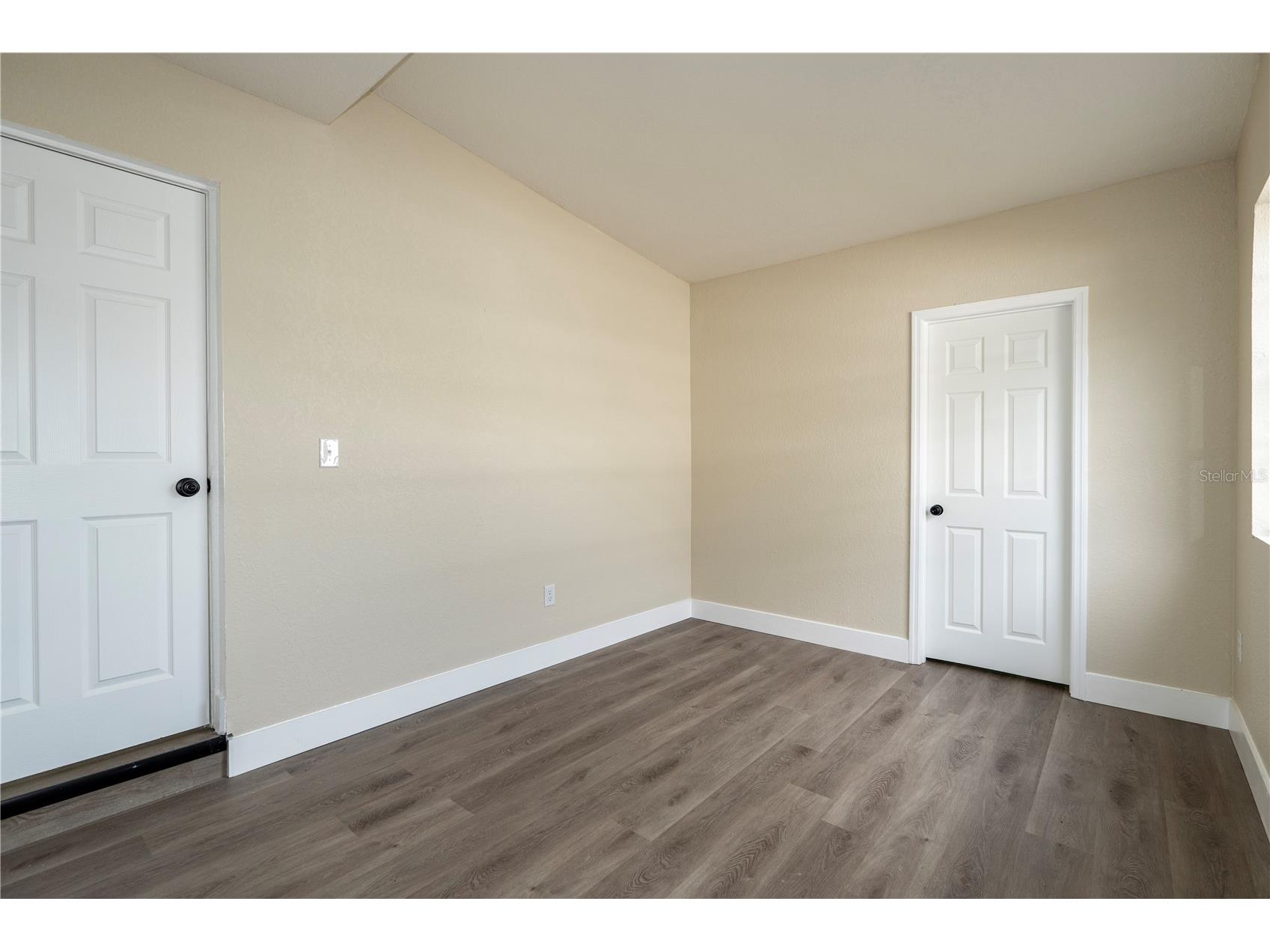 8325 Endive Avenue Tampa FL 33619 O6413849 image26