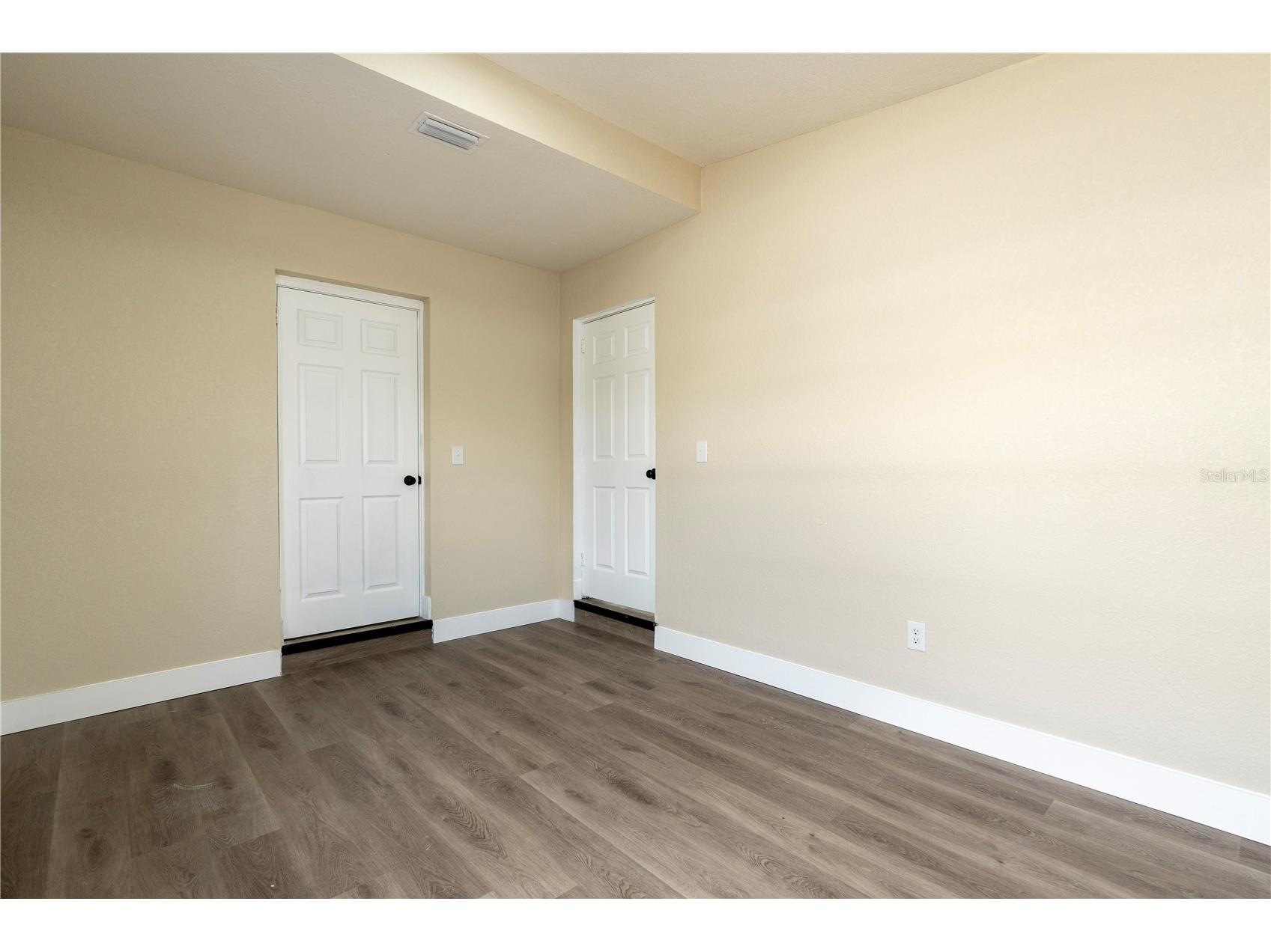 8325 Endive Avenue Tampa FL 33619 O6413849 image27