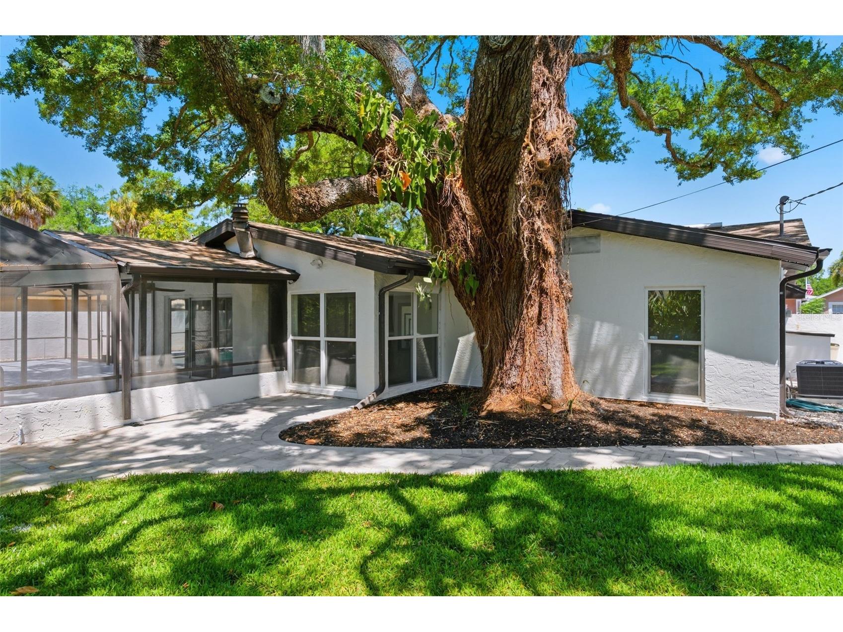 8326 40th Place N Saint Petersburg FL 33709 TB8496509 image15