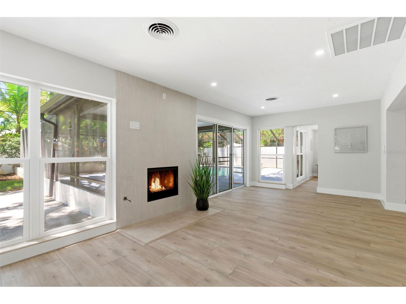 8326 40th Place N Saint Petersburg FL 33709 TB8496509 image8