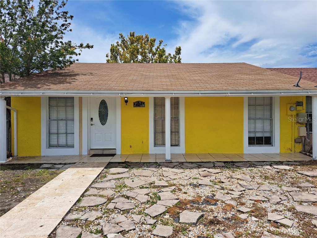 8326 Elkwood Lane Tampa FL 33615 T3464695 image1