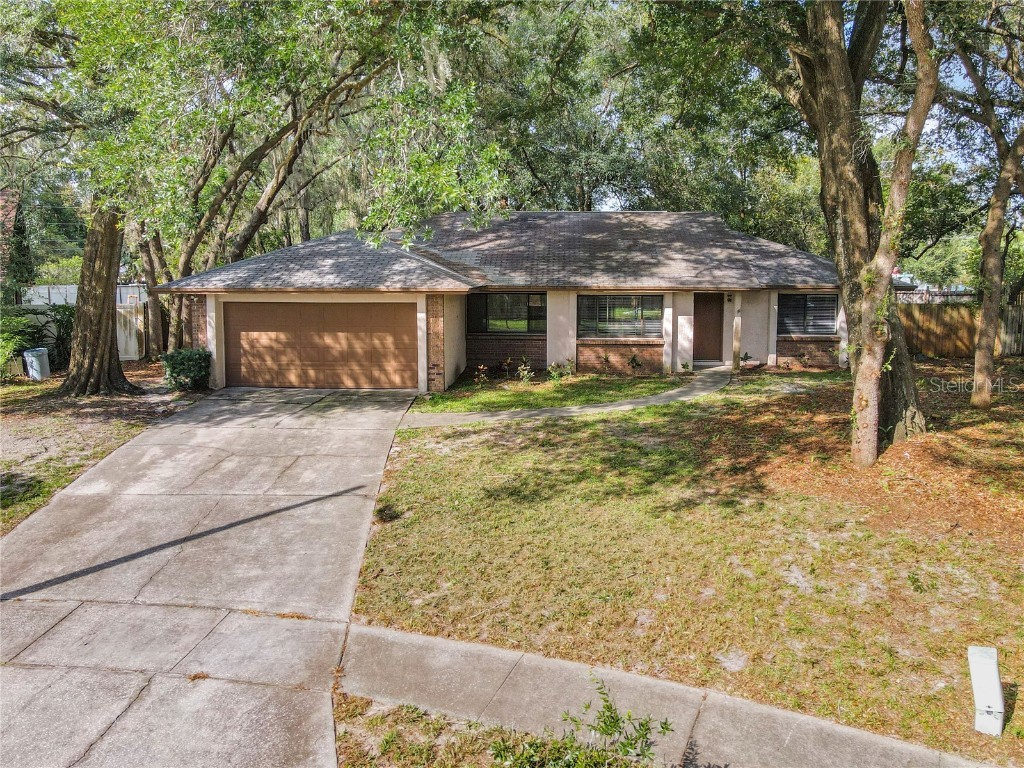 8327 Camphor Tree Drive Orlando FL 32810 O6128996 image1