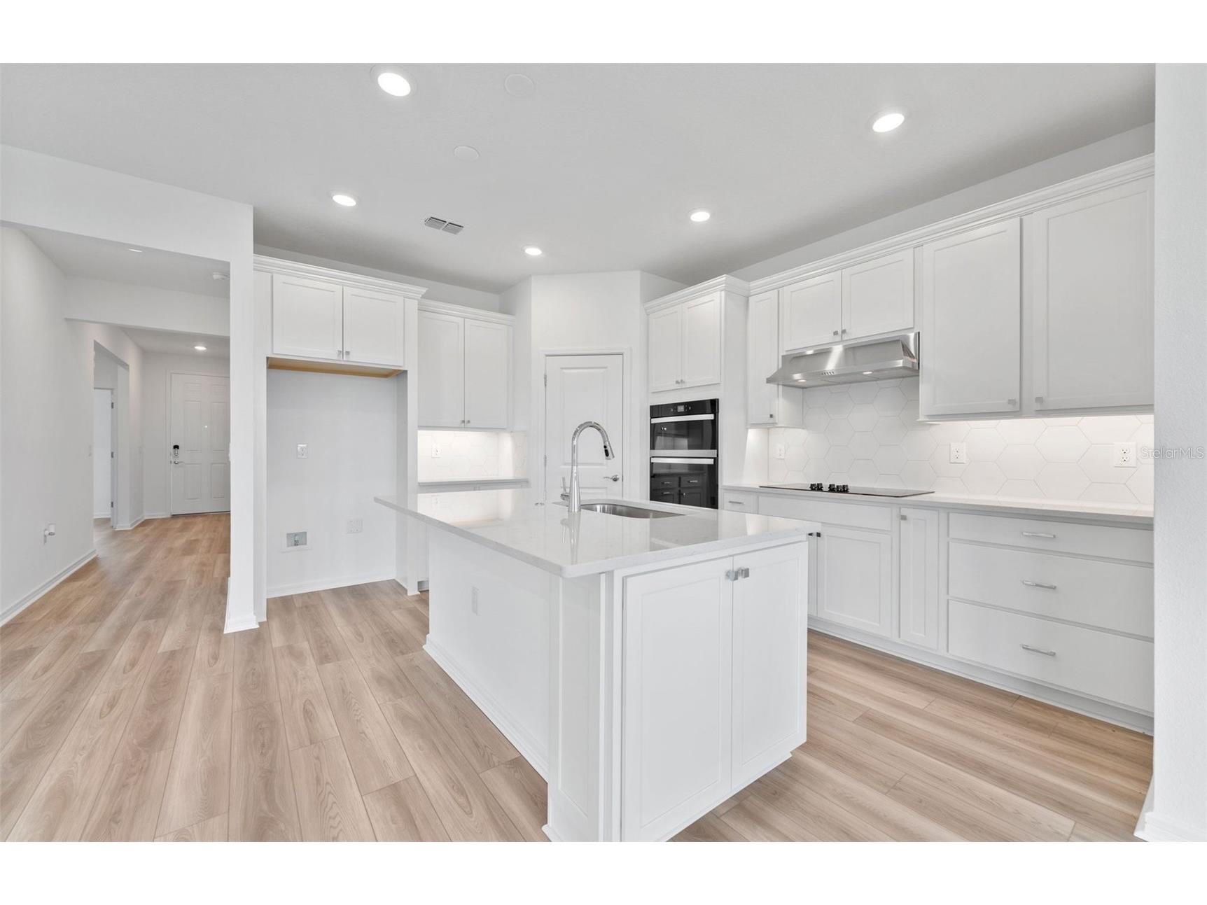 8327 SW 58th Loop Ocala FL 34481 TB8522982 image3