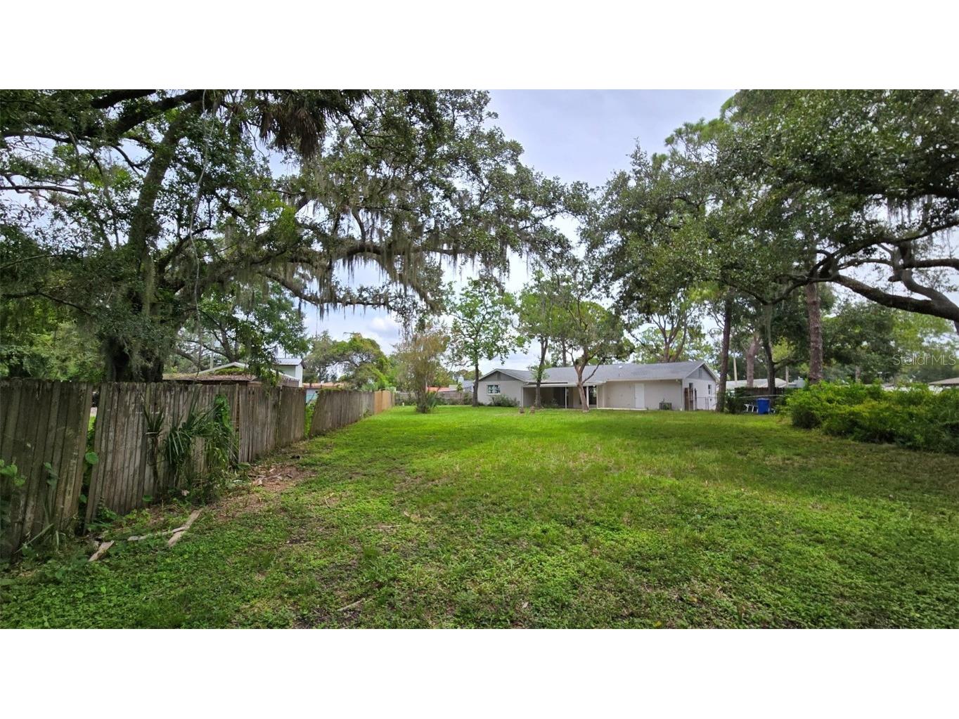 8328 W Pocahontas Avenue Tampa FL 33615 TB8407221 image10