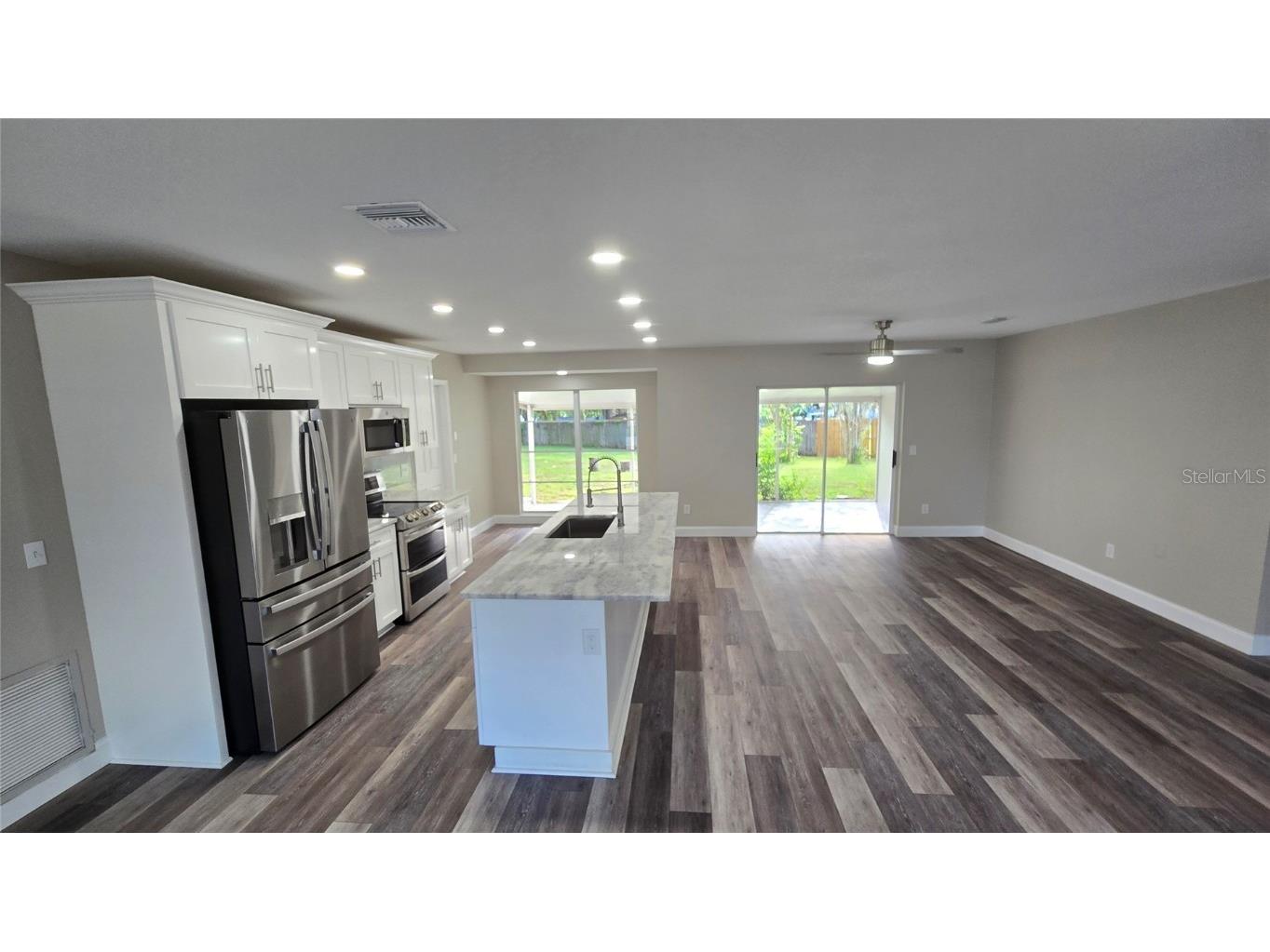 8328 W Pocahontas Avenue Tampa FL 33615 TB8407221 image20