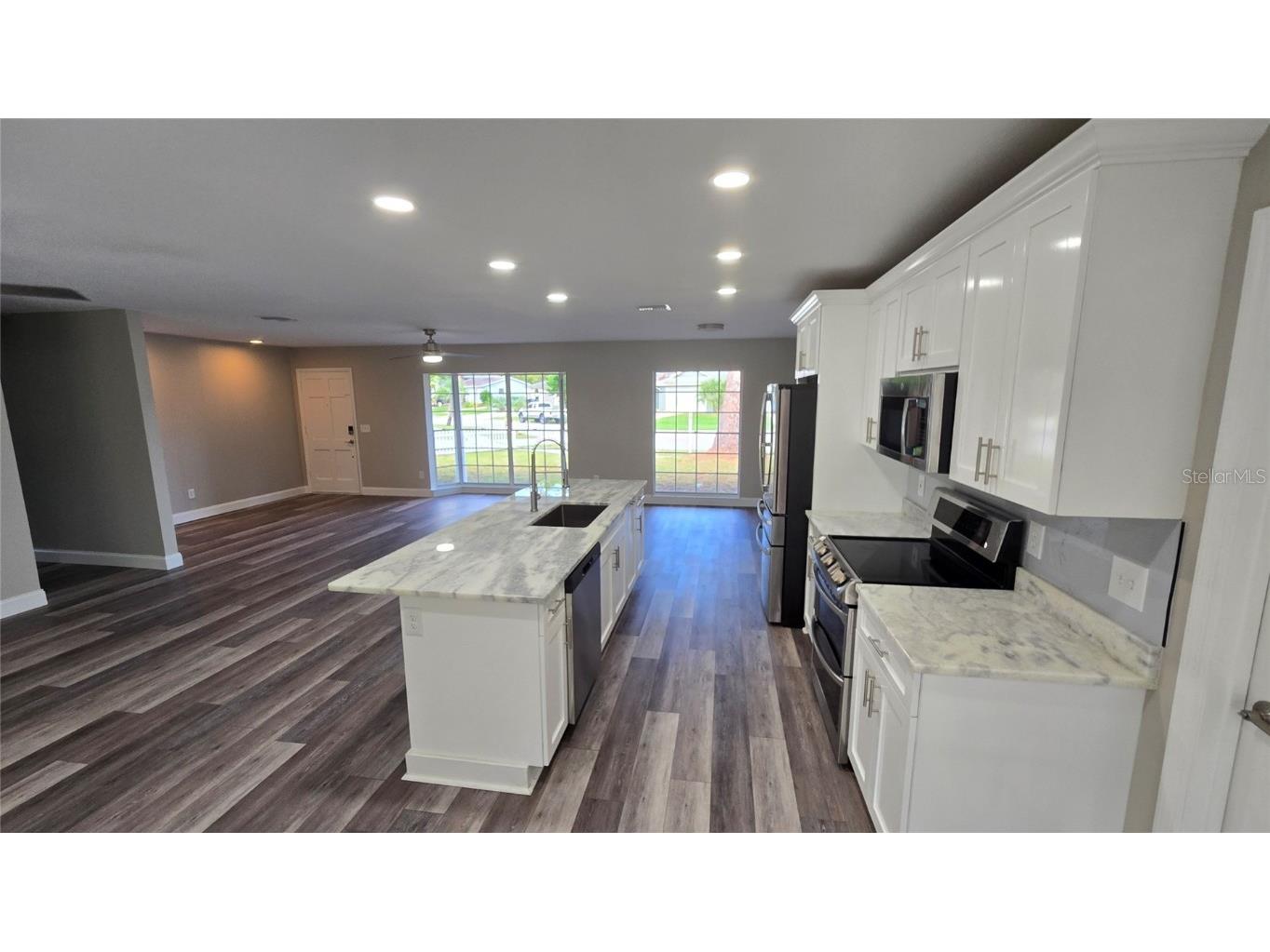 8328 W Pocahontas Avenue Tampa FL 33615 TB8407221 image22