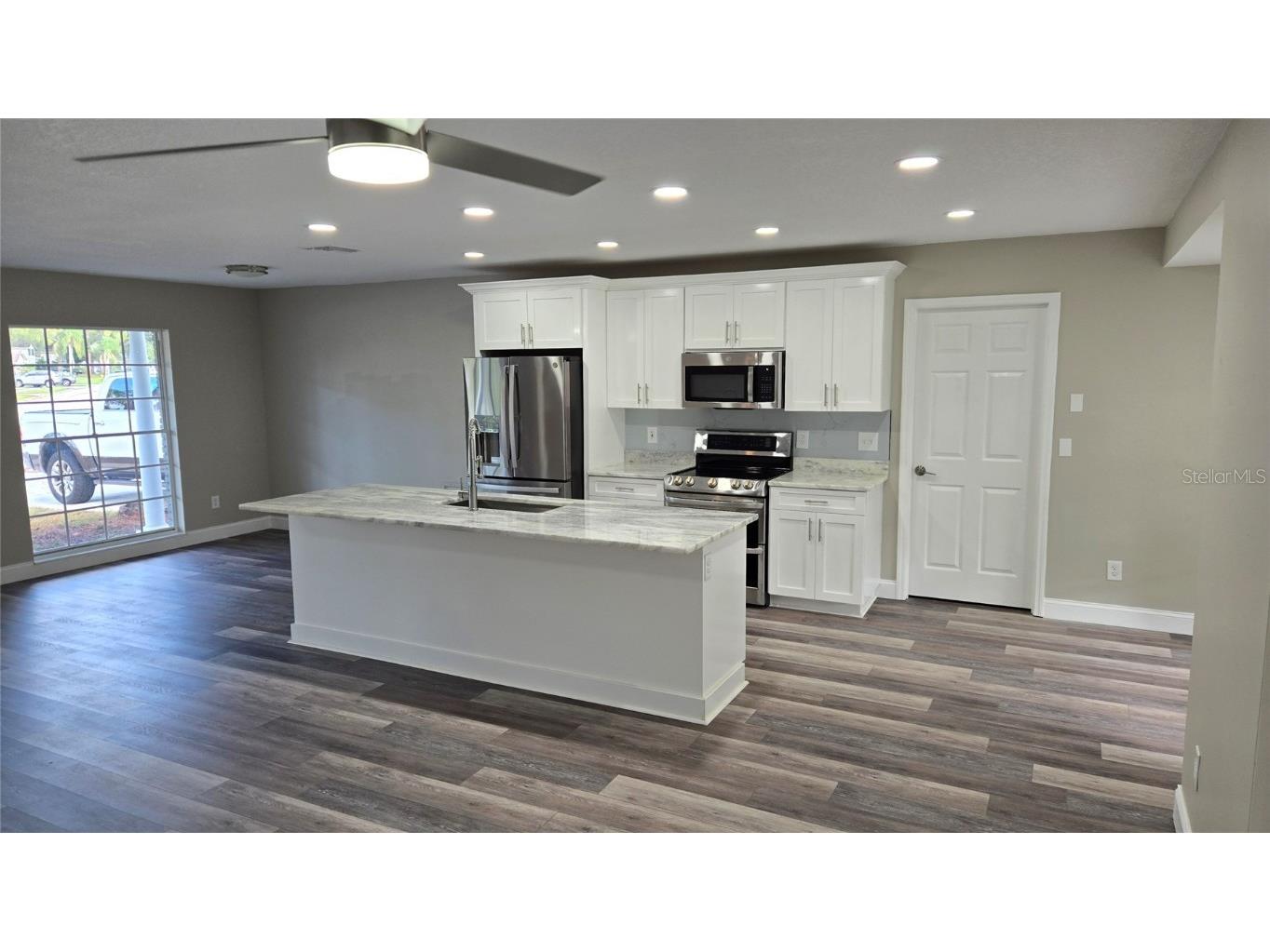 8328 W Pocahontas Avenue Tampa FL 33615 TB8407221 image23