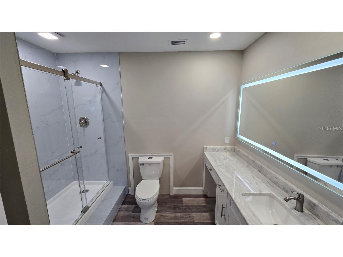 8328 W Pocahontas Avenue Tampa FL 33615 TB8407221 image29