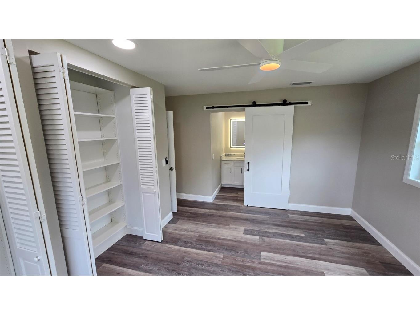 8328 W Pocahontas Avenue Tampa FL 33615 TB8407221 image38