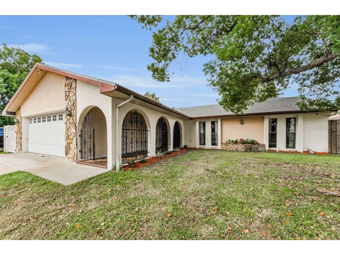 8329 Broken Willow Lane Port Richey FL 34668 TB8435234 image1