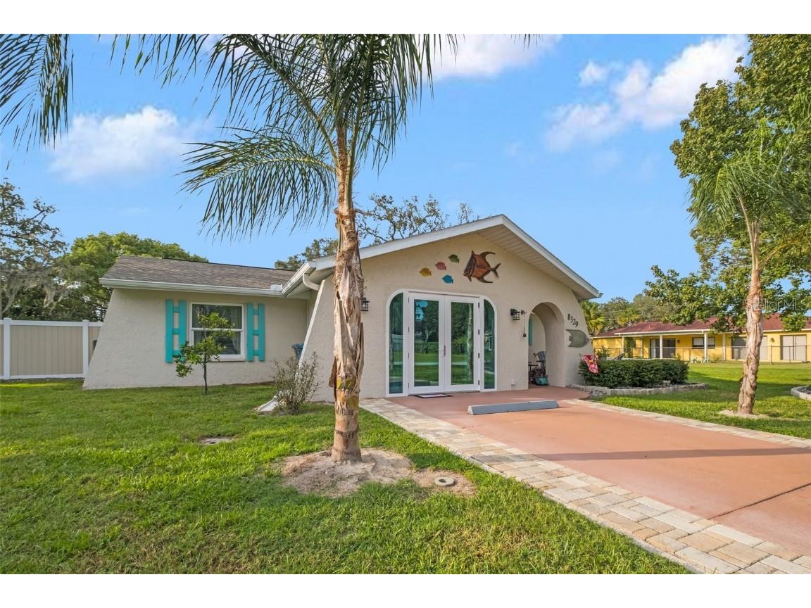 8329 Chatsworth Street Spring Hill FL 34608 U8214431 image1