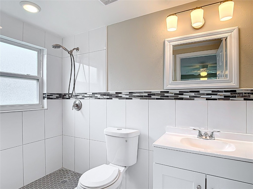 8329 Gulf Way Hudson FL 34667 TB8393370 image15